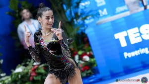 aa q atalyants evelina uzb ph simone ferraro sfa05720 copia